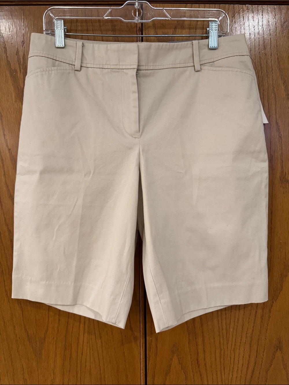 NWT Talbots Perfect Short 10.5" Inseam Classic Women Sz 10 Khaki Bermuda Shorts